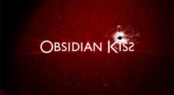 "Obsedian kiss" : un vrai faux James Bond !