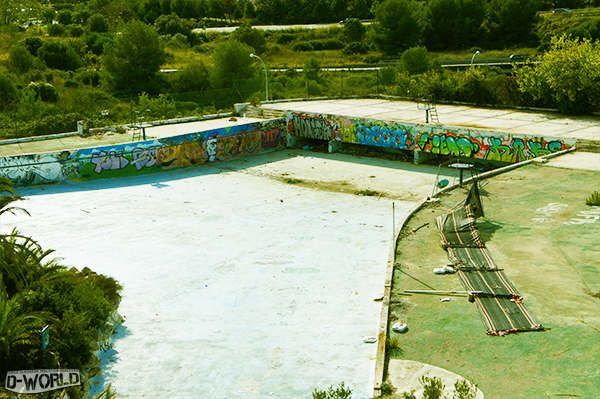 Destination Urbex #1 : l'aquaparc abandonné de Sitges