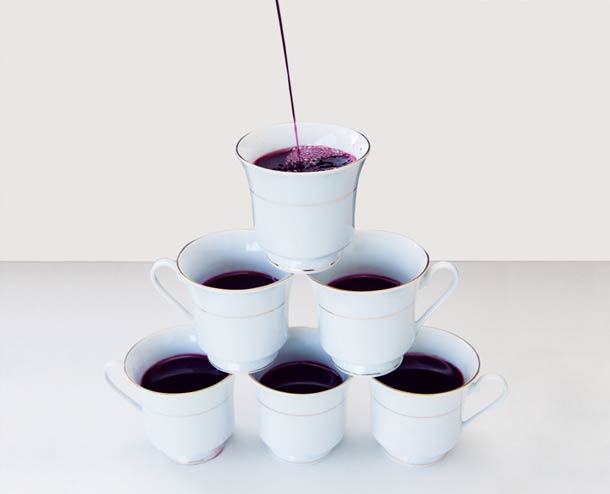 Kansas : il est illégal de servir du vin dans des tasses à thé