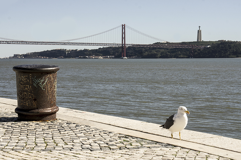 pont 25 avril lisbonne portugal