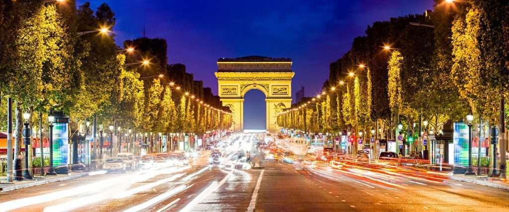 champs elysées paris arc de triomphe