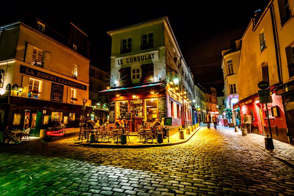 paris montmartre de nuit