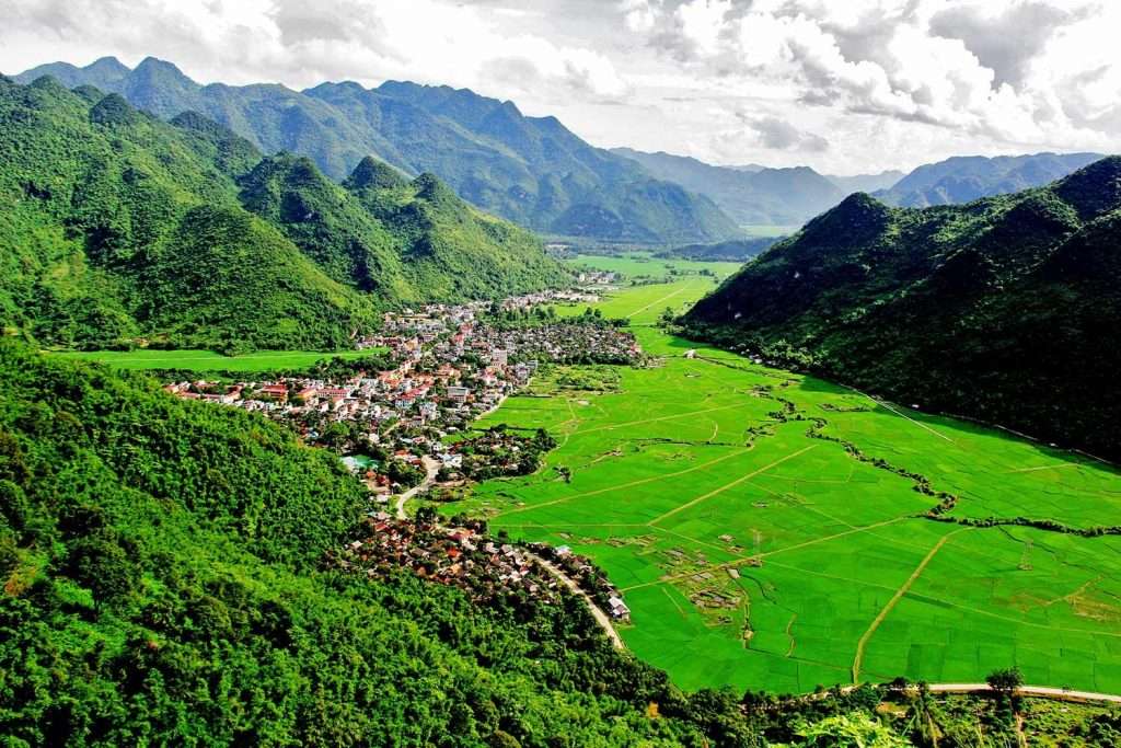 vallée de Mai Chau vietnam
