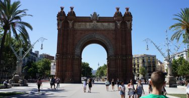 arc de triumph barcelona